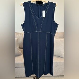 ✨NWT✨Ann Taylor Sleeveless Stitch Accent
Sheath Dress Women's Size 16 Navy White